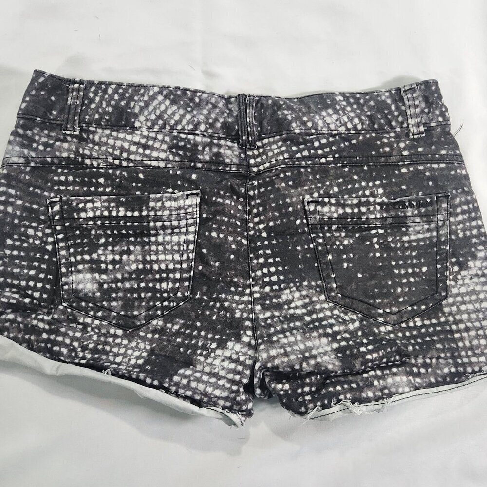 Calvin Klein Shorts Black and White Size 8 Lot B - Picture 2 of 4